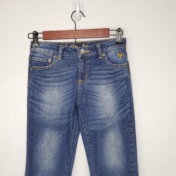 Justice Girls Medium Wash Whiskering Fading Denim Jeans Size 12S - Picture 2 of 12